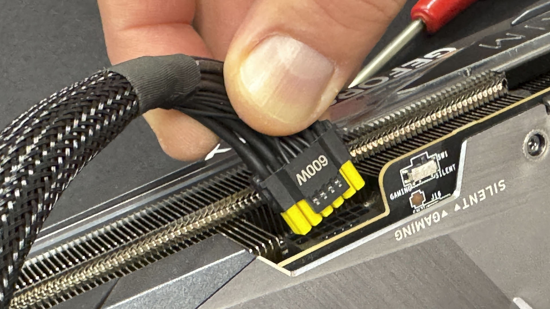 MSI EZ DIY: come rendere più semplice l'assemblaggio di un PC